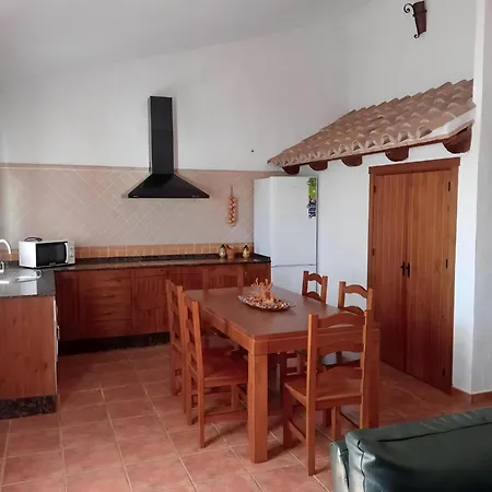 Encantador Con Piscina Privada *